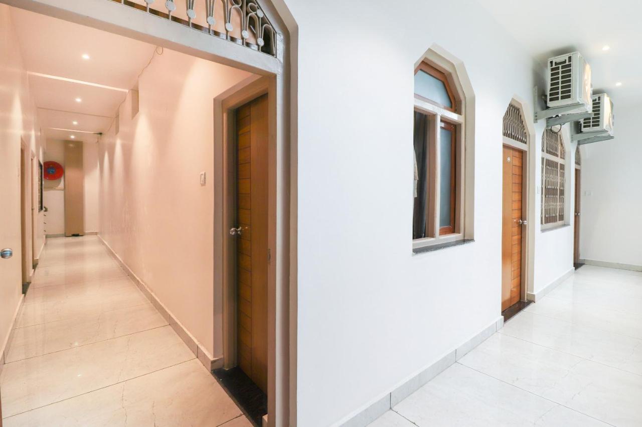 Ayodhya Oyo 26781 Hotel Raghupati מראה חיצוני תמונה